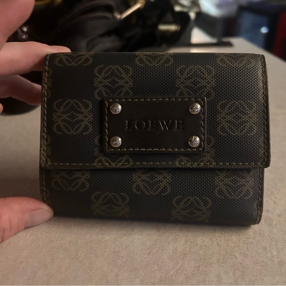 LOEWE Anagram Pattern PVC x Leather - Picture 2 of 11